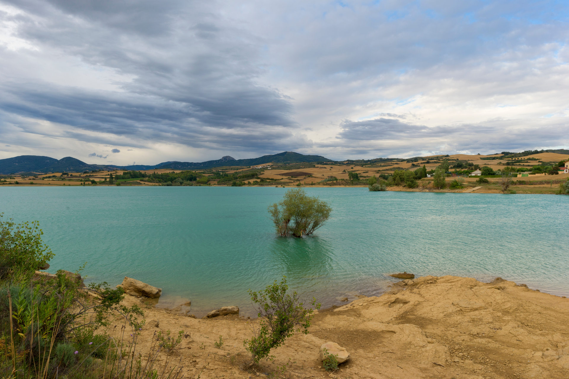 Imagen de cabecera del Embalse de Alloz